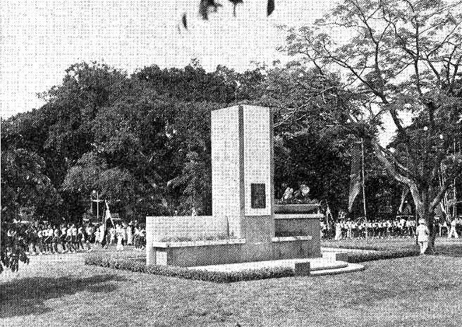 Onthulling monument